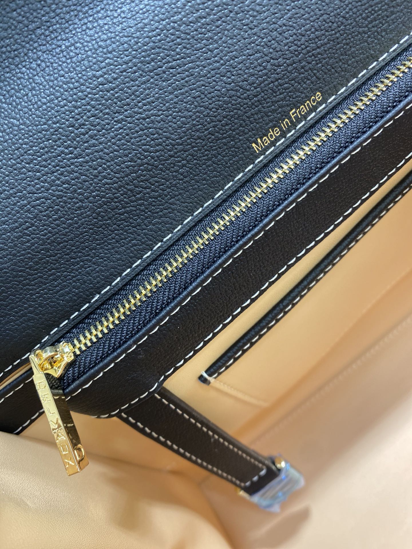 델보 브리앙 박스백 미듐